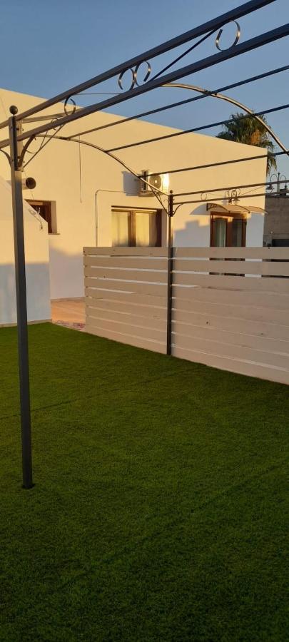 Casa Janas Affittacamere Bed & Breakfast พิสซินาส ภายนอก รูปภาพ