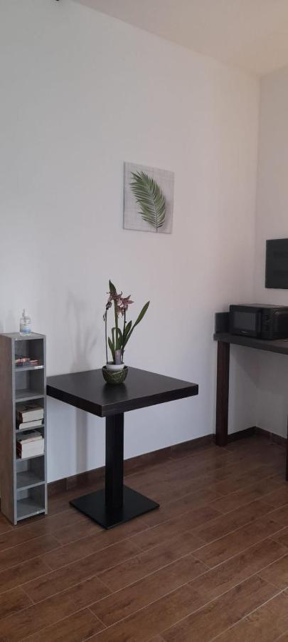Casa Janas Affittacamere Bed & Breakfast พิสซินาส ภายนอก รูปภาพ
